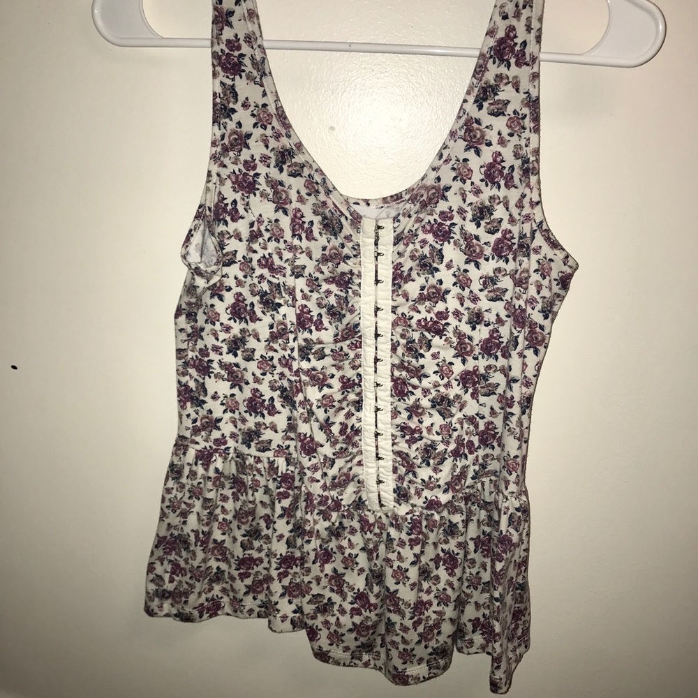 Front Clasped Tank Top